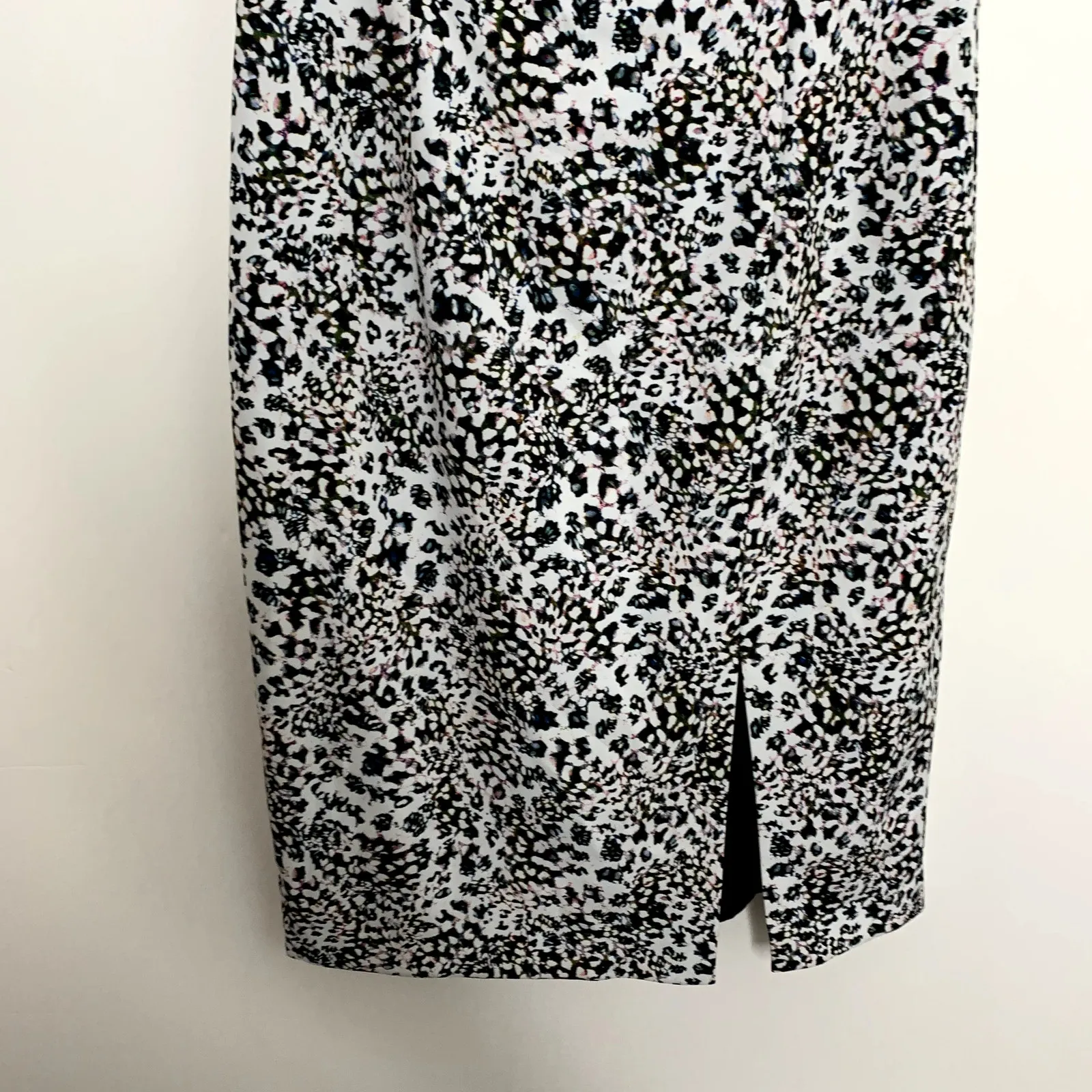 Black Halo Hepburn Kaleidoscope Off Shoulder Dress Womens Size 12 White Black - Image 5