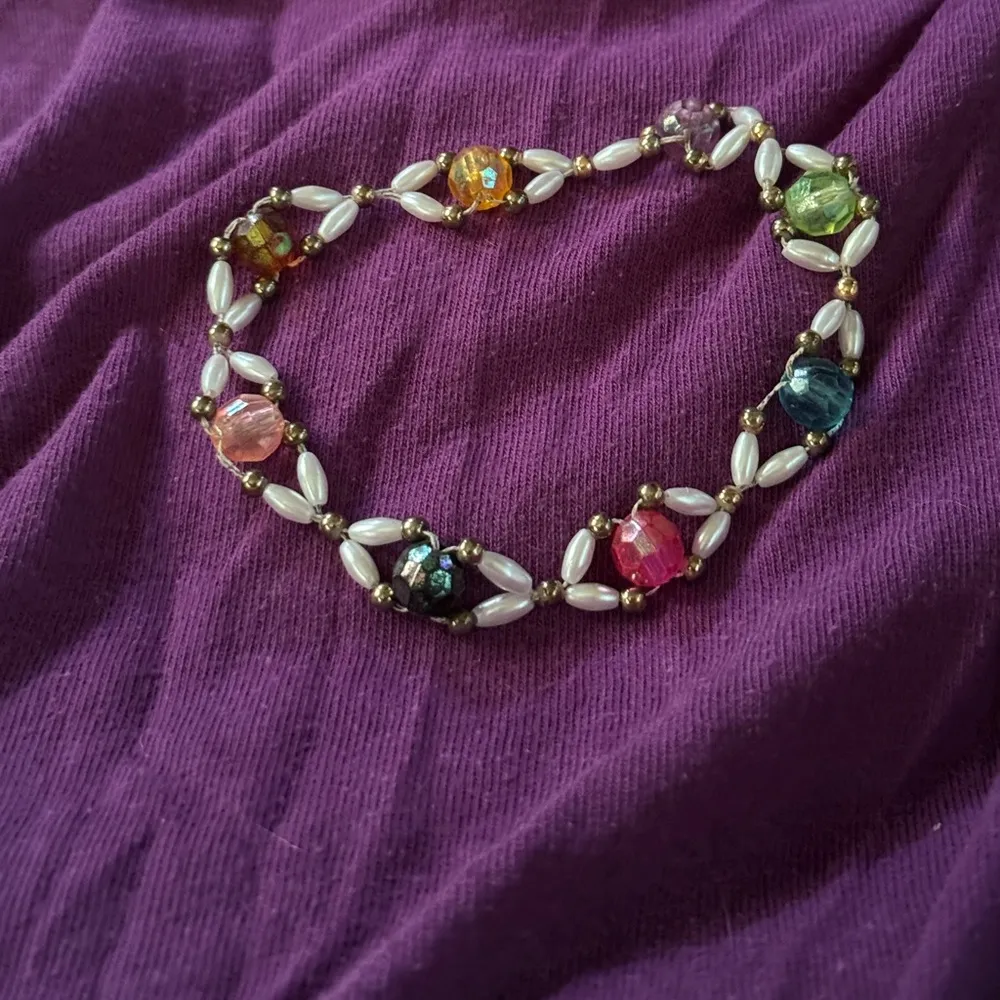Multicolor Beaded Bracelet with Gold Accents Pink - Image 5