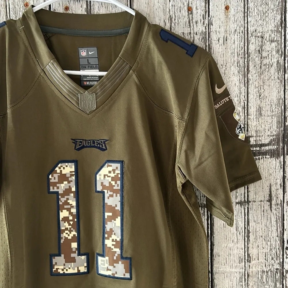 Eagles football Salute to Service special edition green Wentz #11 NFL jersey - Image 2