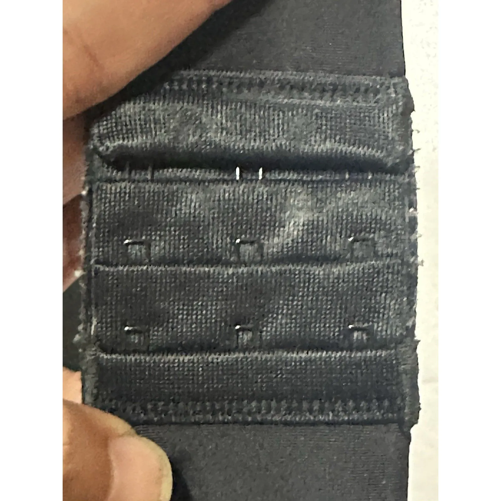 Vanity Fair  Black Full Coverage Bra, Size 38DD - Image 7