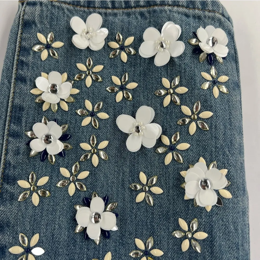 Michael Kors Light Wash Denim Embellished‎ Floral Sequined Jeans Cropped Cotton - Image 10