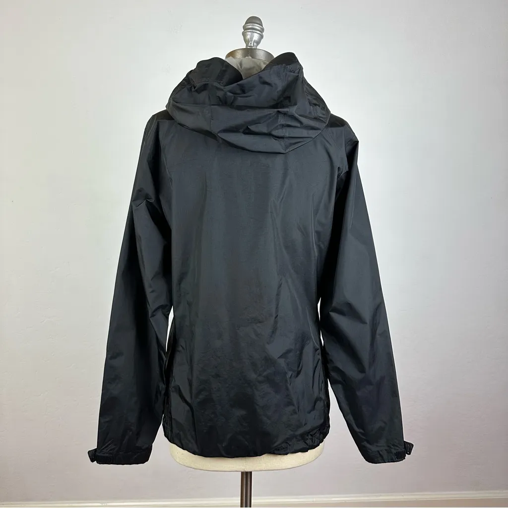 Patagonia Torrentshell Jacket in Black - Image 9
