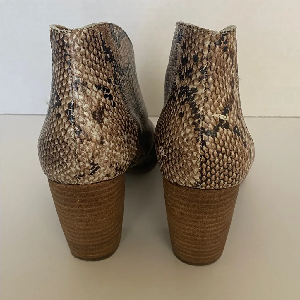 Vince Camuto  Snakeskin Bootie- size 7.5 - Image 4