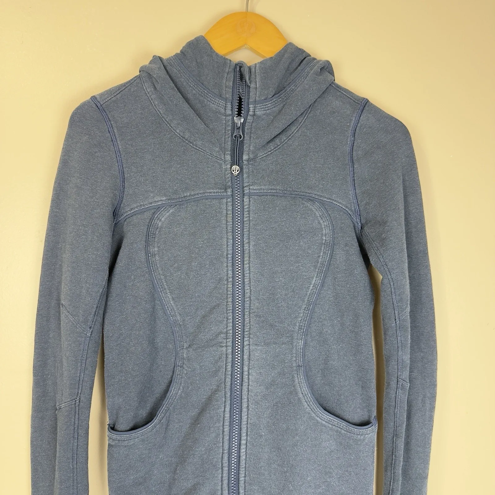 Lululemon Scuba Full Zip Hoodie Navy Blue Size 2 – Athletic & Versatile - Image 2