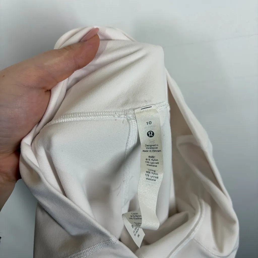 FLAW Lululemon Align Short 8" Size 10 - Image 10