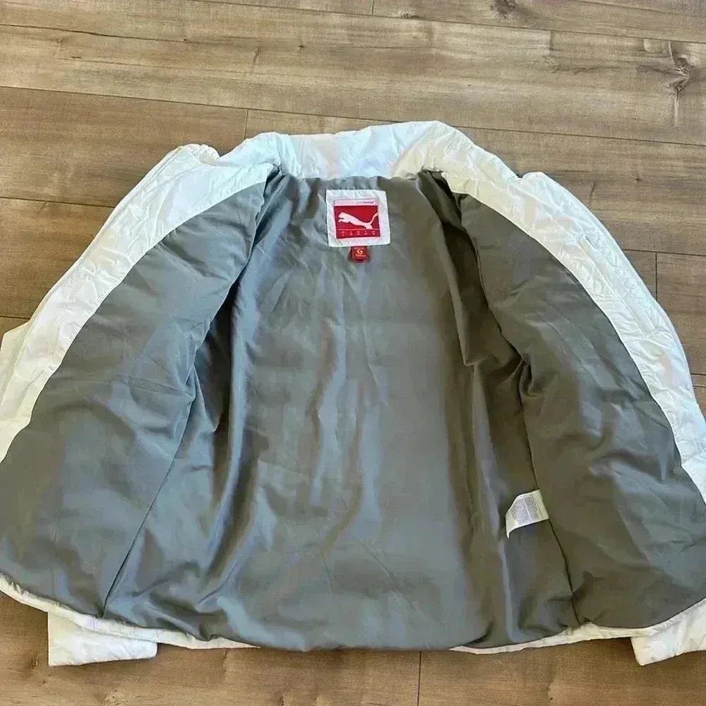 Puma x Ferrari Down Filled White Puffer Jacket Women’s Sz L - Image 6