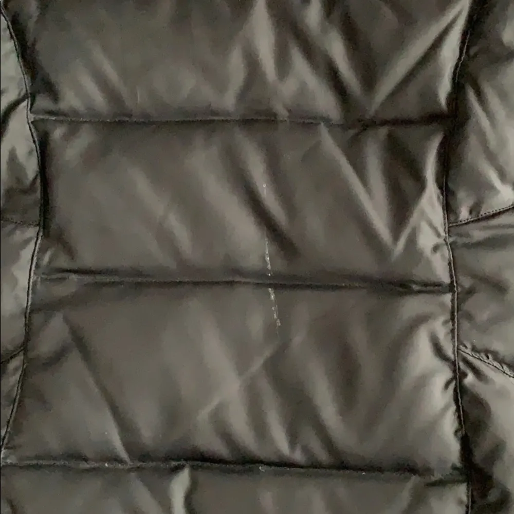 Tommy Hilfiger black puffer vest - Image 5