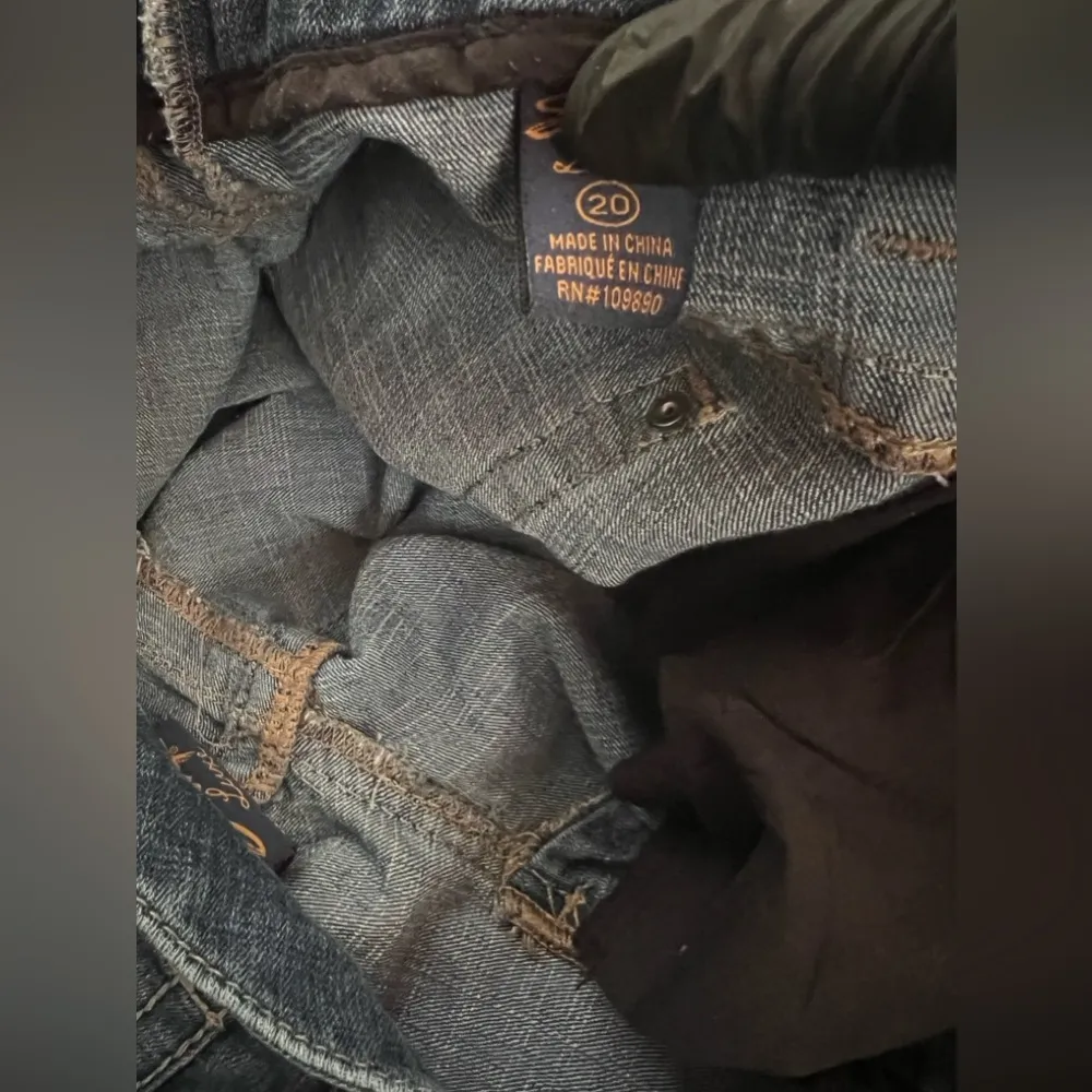 Seven7 Luxe Jean Long Cut Off Shorts Blue Denim Factory Distressed Plus Size 20 - Image 4