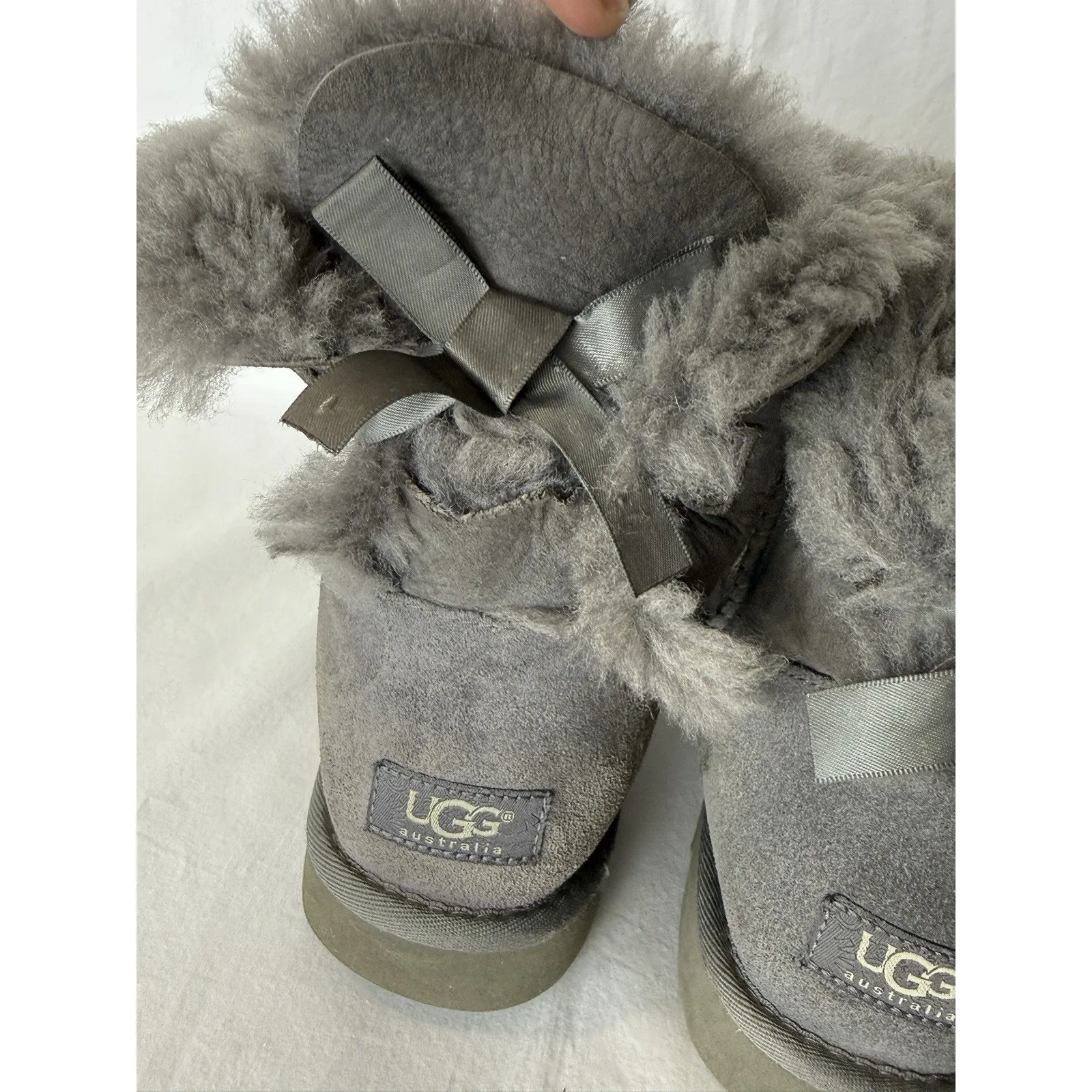 UGG Mini Bailey Bow II Boots Gray Suede Women’s Size 9 Cozy Winter Shoes. - Image 6