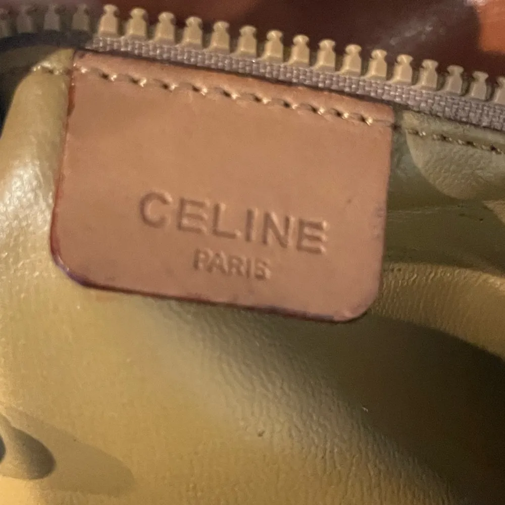 💕💕💕 PRICE DROP. BEAUTIFUL VINTAGE CELINE CLUTCH 💕💕💕 - Image 6