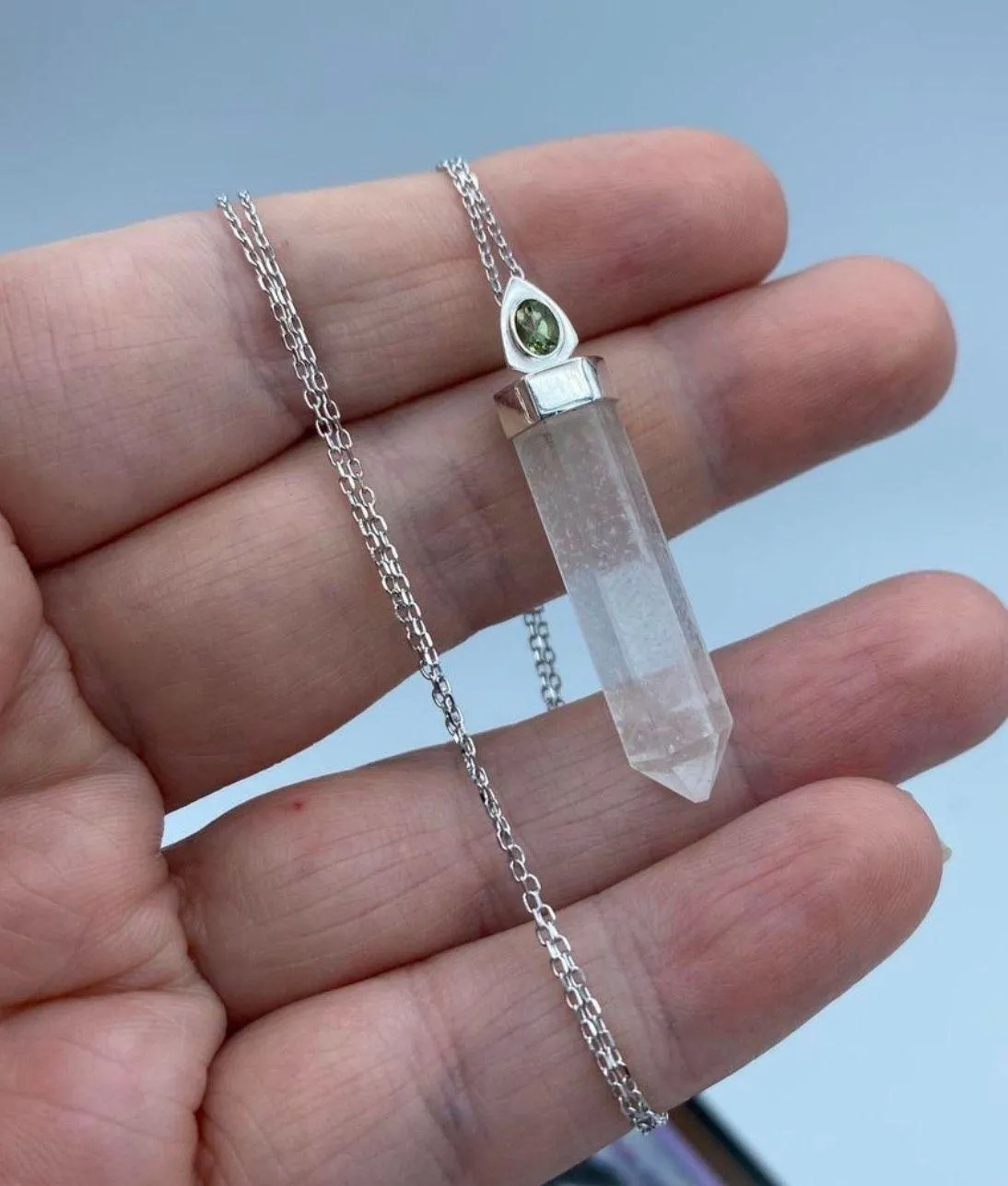Natural Crystal Quarts Point & Faceted Moldavite Pendant Necklace Silver - Image 3