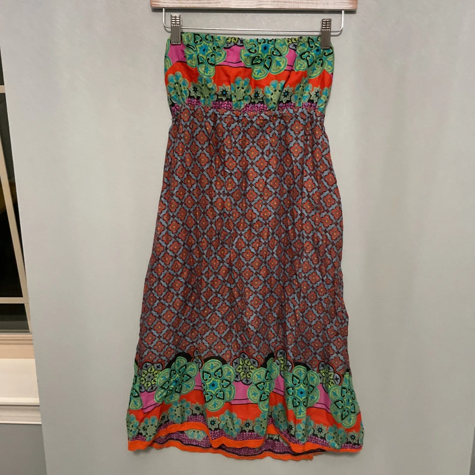 Floating Lotus Boho Strapless Smocked Empire Waist Midi Dress M L Colorful Print Orange Size undefined - Image 4