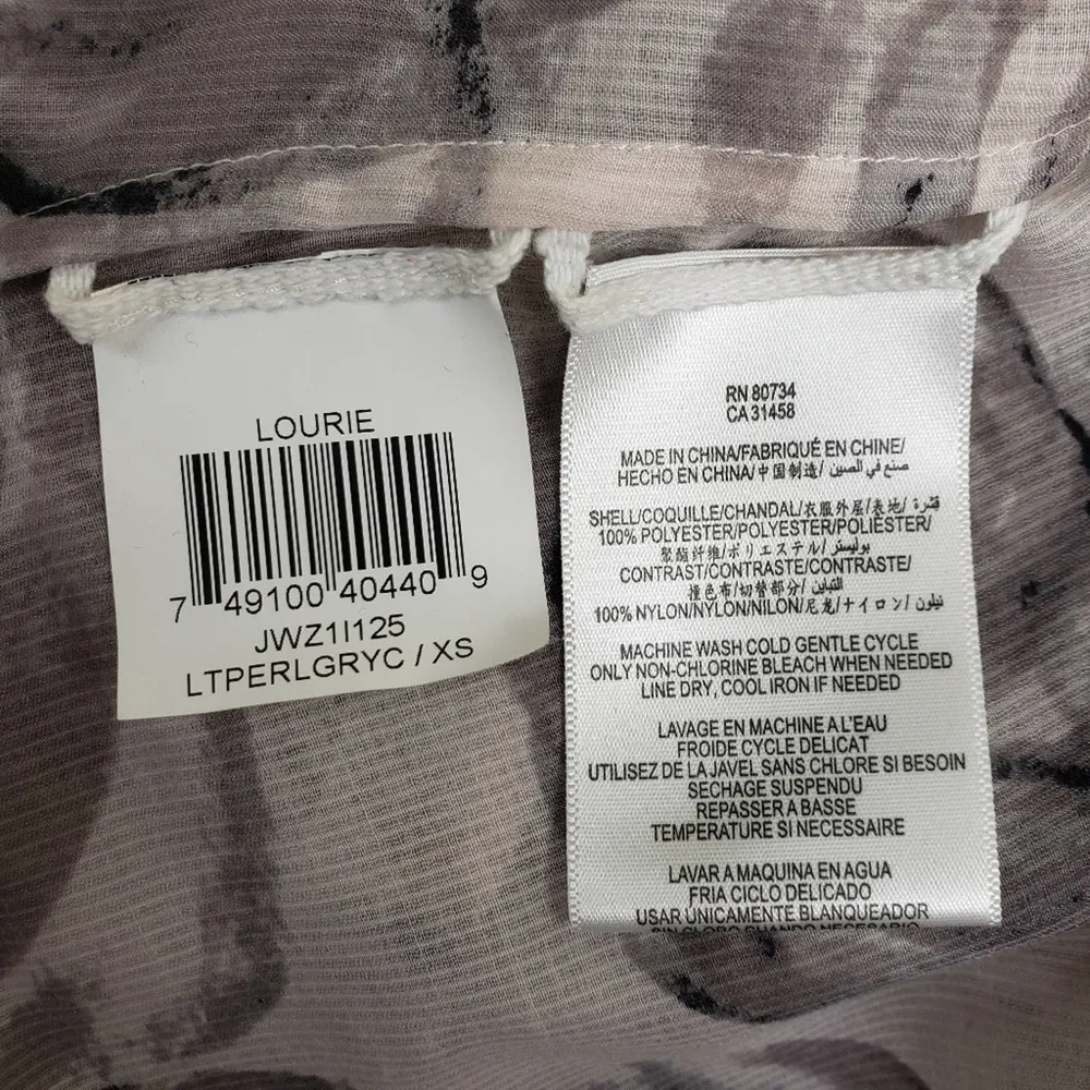 BCBGMAXAZRIA Lourie Rose Print Floral Top Pearl Gray Women's XS-S - Image 12