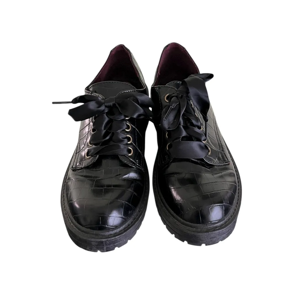 Madden Girl black croc-embossed leather lace-up Platform Oxford Casual Shoe - Image 16