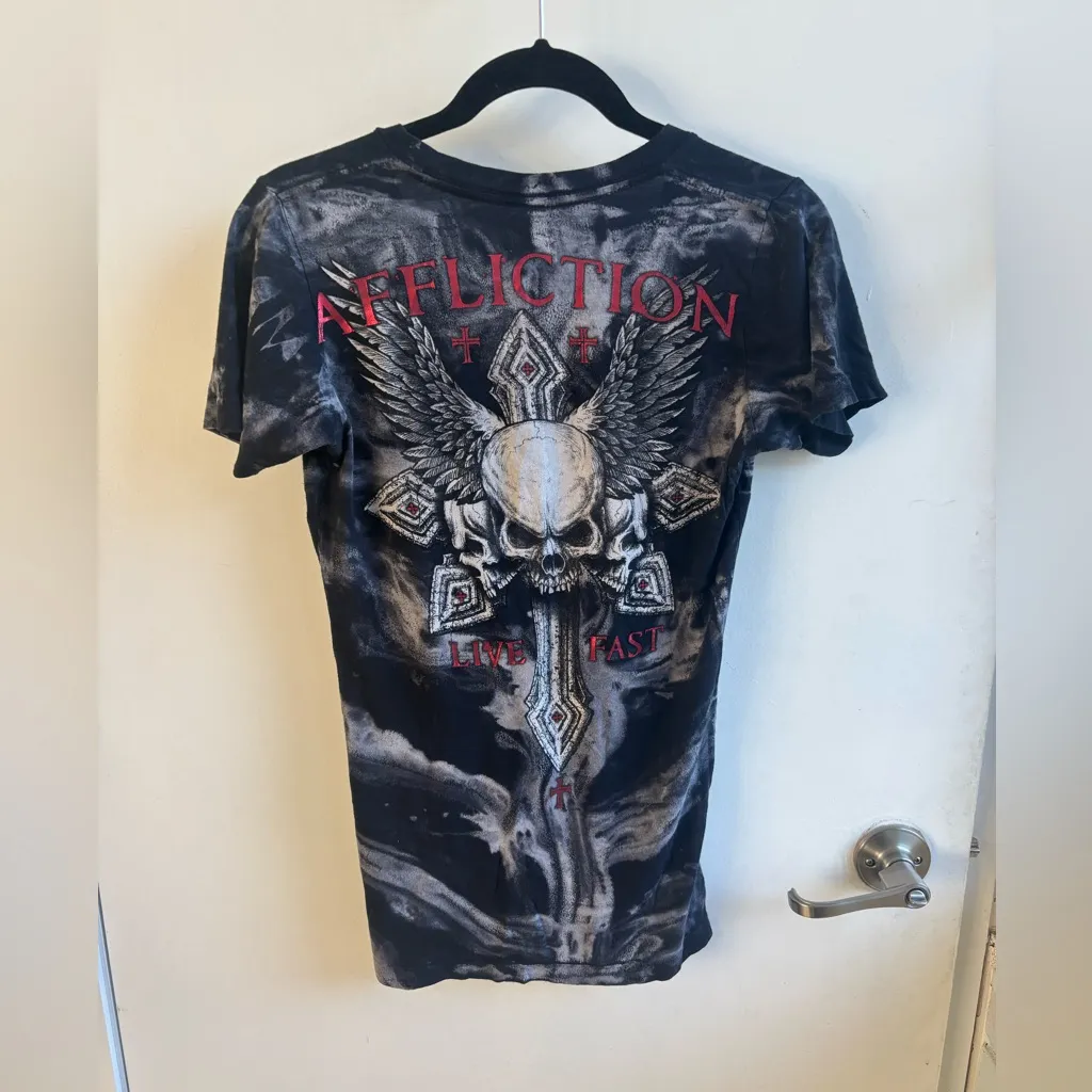 Affliction Y2K black Skull VNeck T-shirt small grunge gothic‎ - Image 3