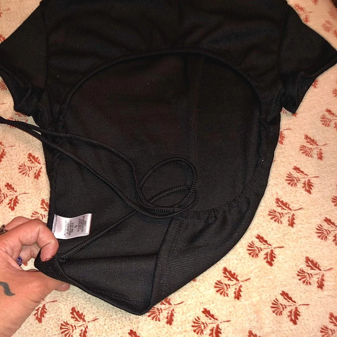 Sexy Open Back Crop Top - Image 2