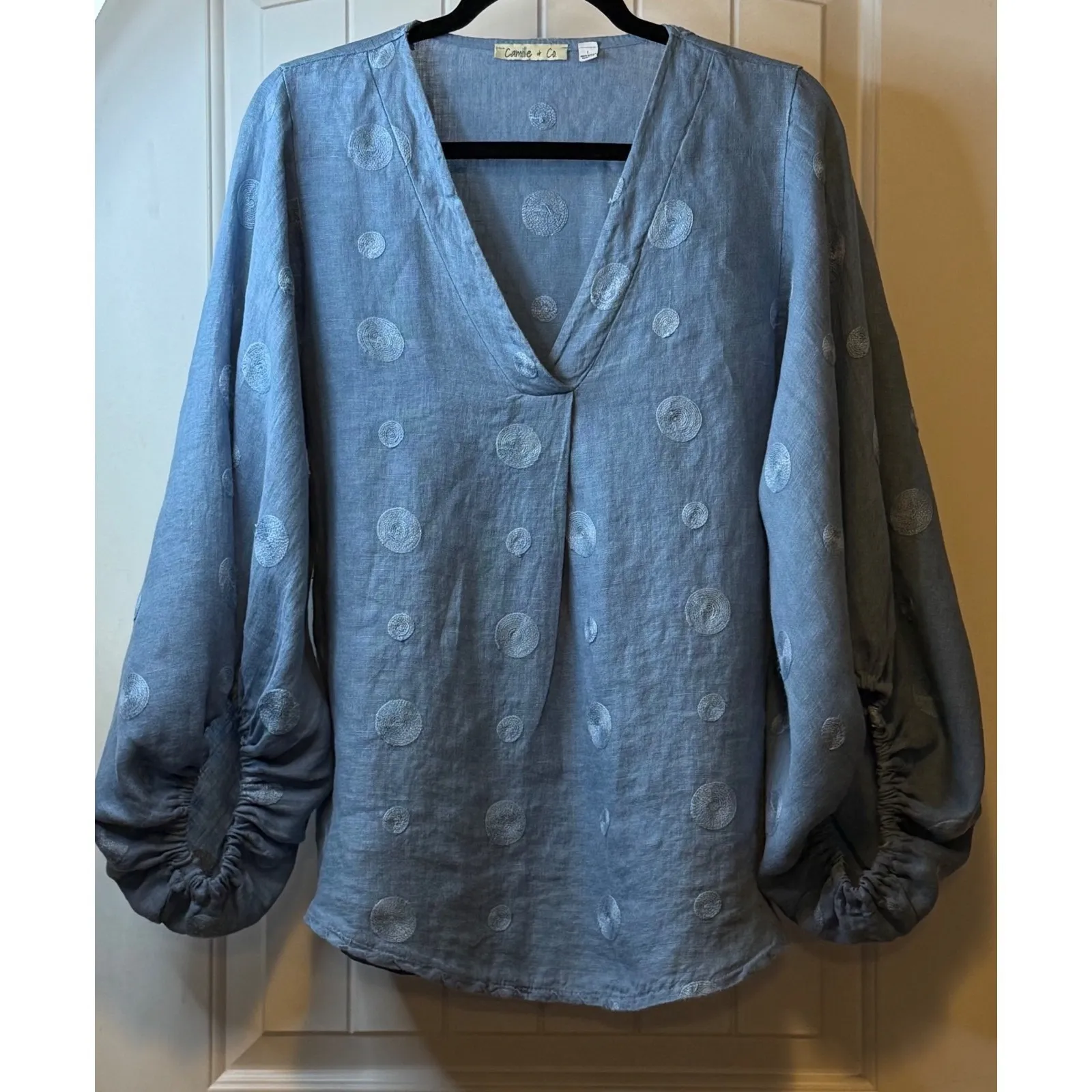 Camille & Co Blouse Blue 100% Linen Bubble Sleeve Embroidered V Neck Sz L #‎ Size L - Image 2