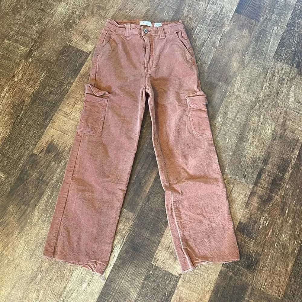 KanCan Signature 90s Cropped Wide Leg Corduroy Cargo Pant Size 25 - Image 5