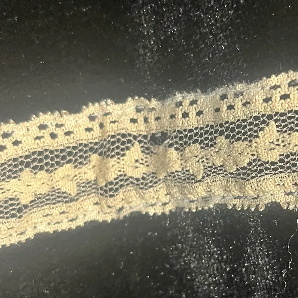 Vintage Y2K New York & Company black tiered velvet skirt size medium - Image 5