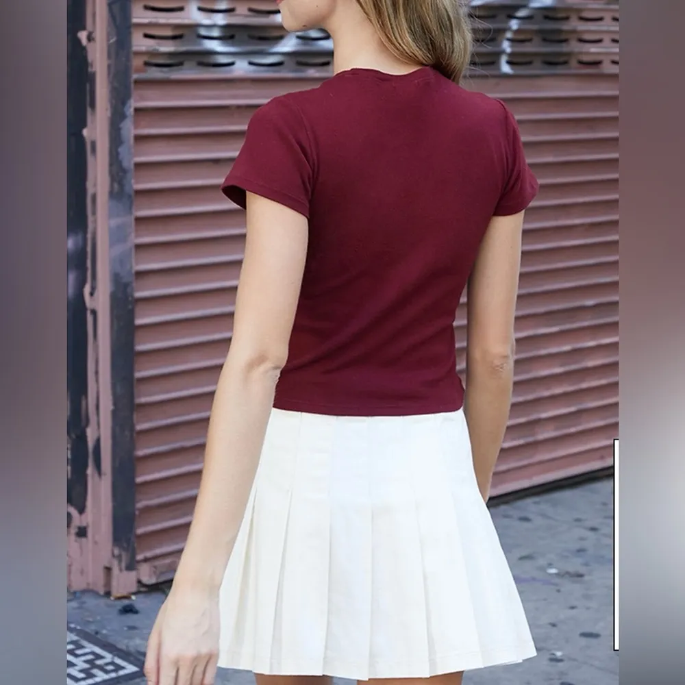BRANDY MELVILLE Burgundy Short Sleeve NWT Women’s T-Shirt Fitted One Size - Image 4