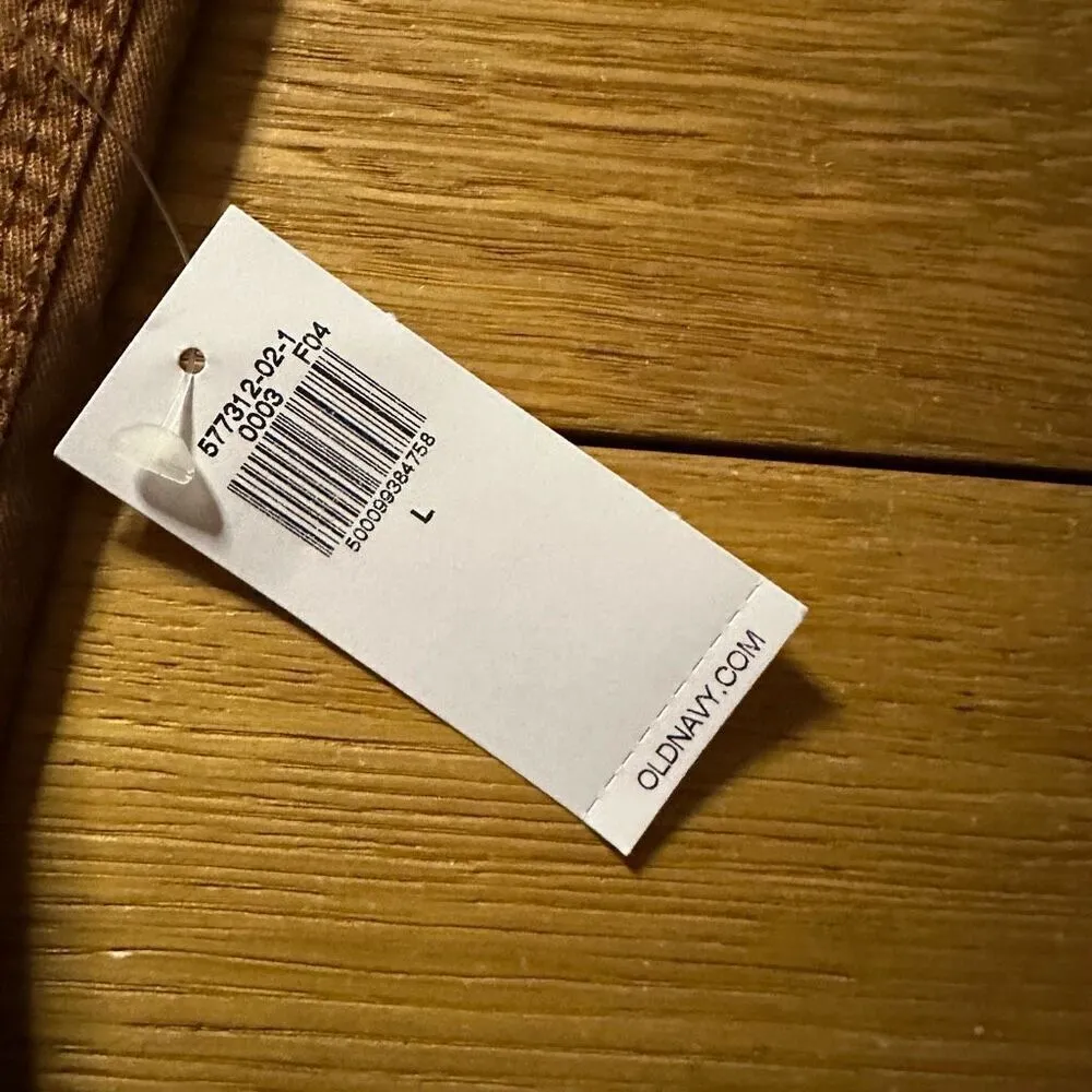 NWT old navy tan ankle plants large - Image 3