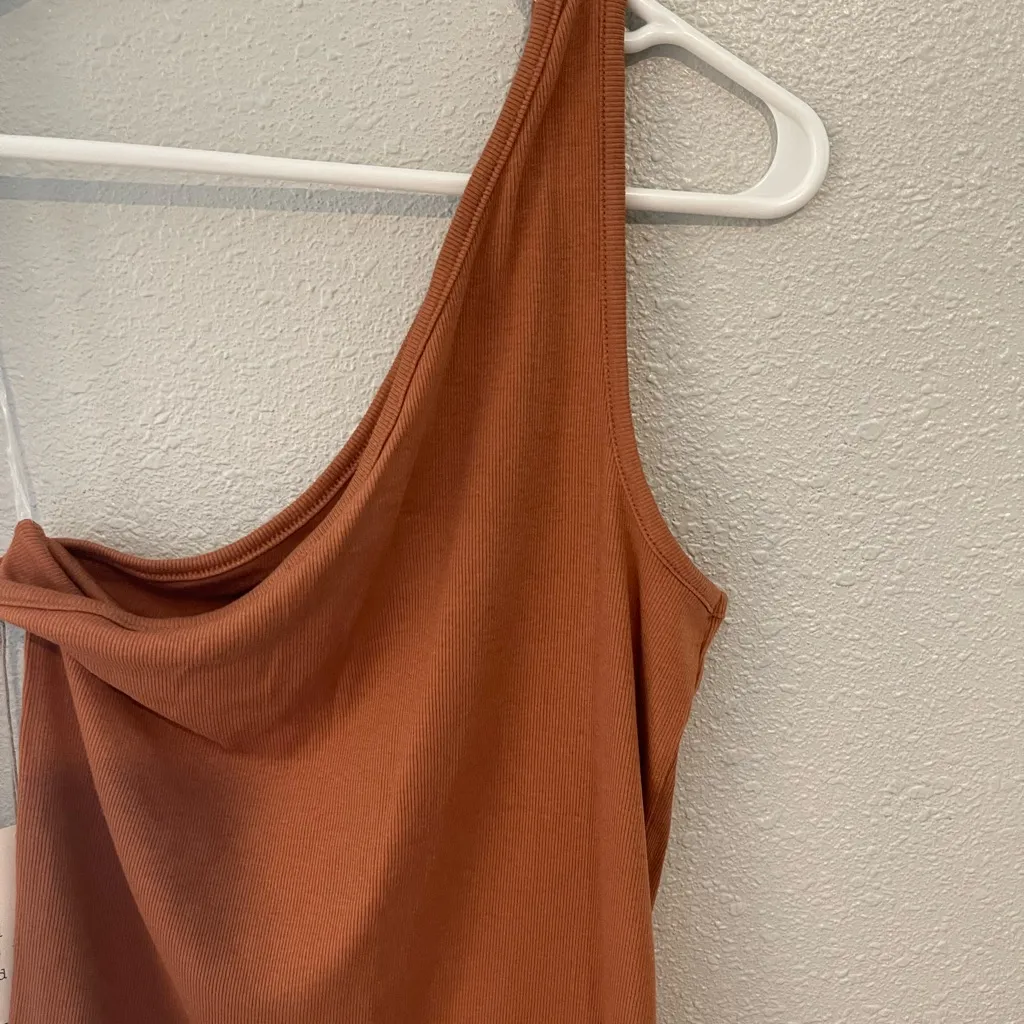 Target tank top - Image 2