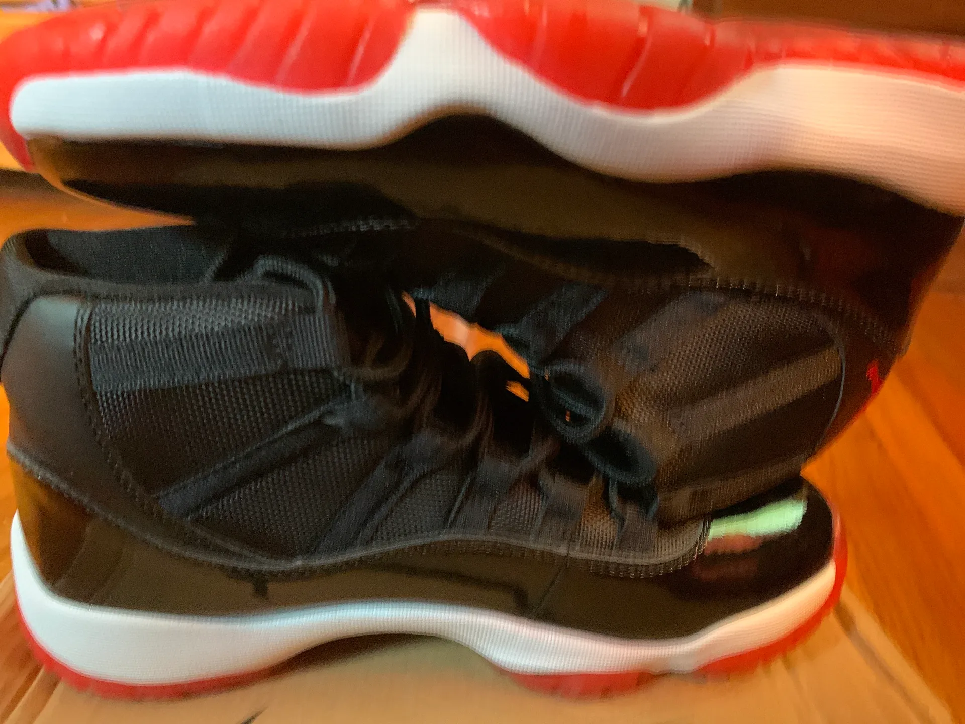 Jordan Air  11 Retro - Image 2