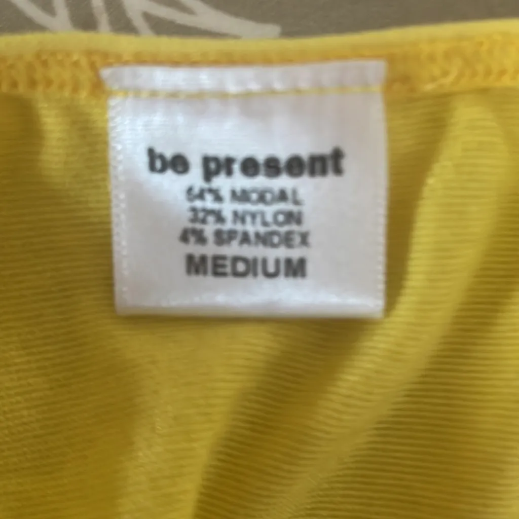 NWOT Be Present‎ Yoga Top Size M Yellow Size M - Image 3