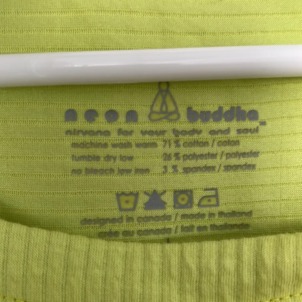 New W/ Tags Neon Buddha green size large top - Image 6