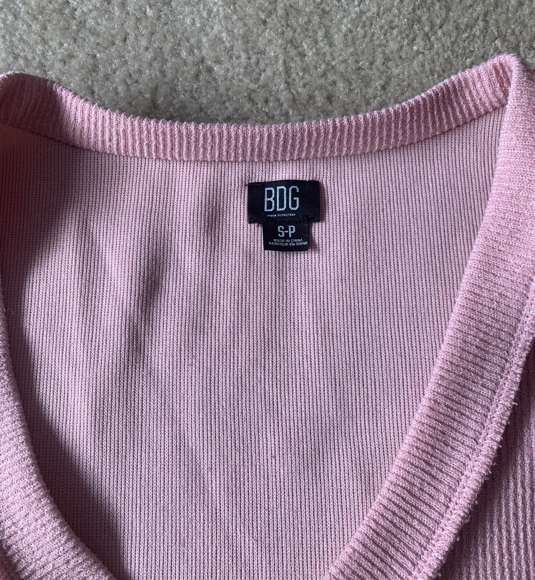 BDG Urban Outfitters Crop Sweater - Image 4