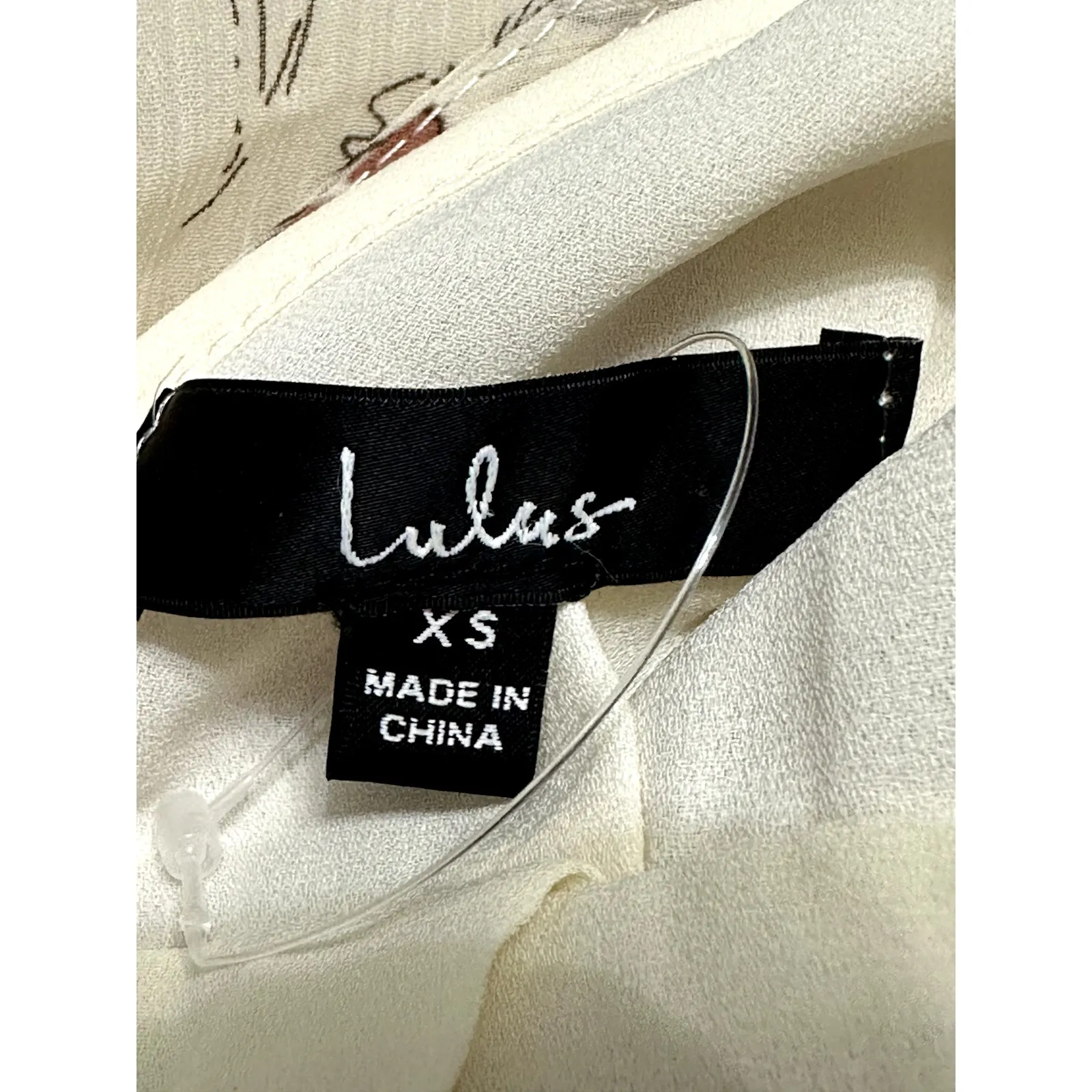 Lulus Mini Dress Faux Wrap Design Open Back Zip Soft Floral Print Beige XS NWOT - Image 9