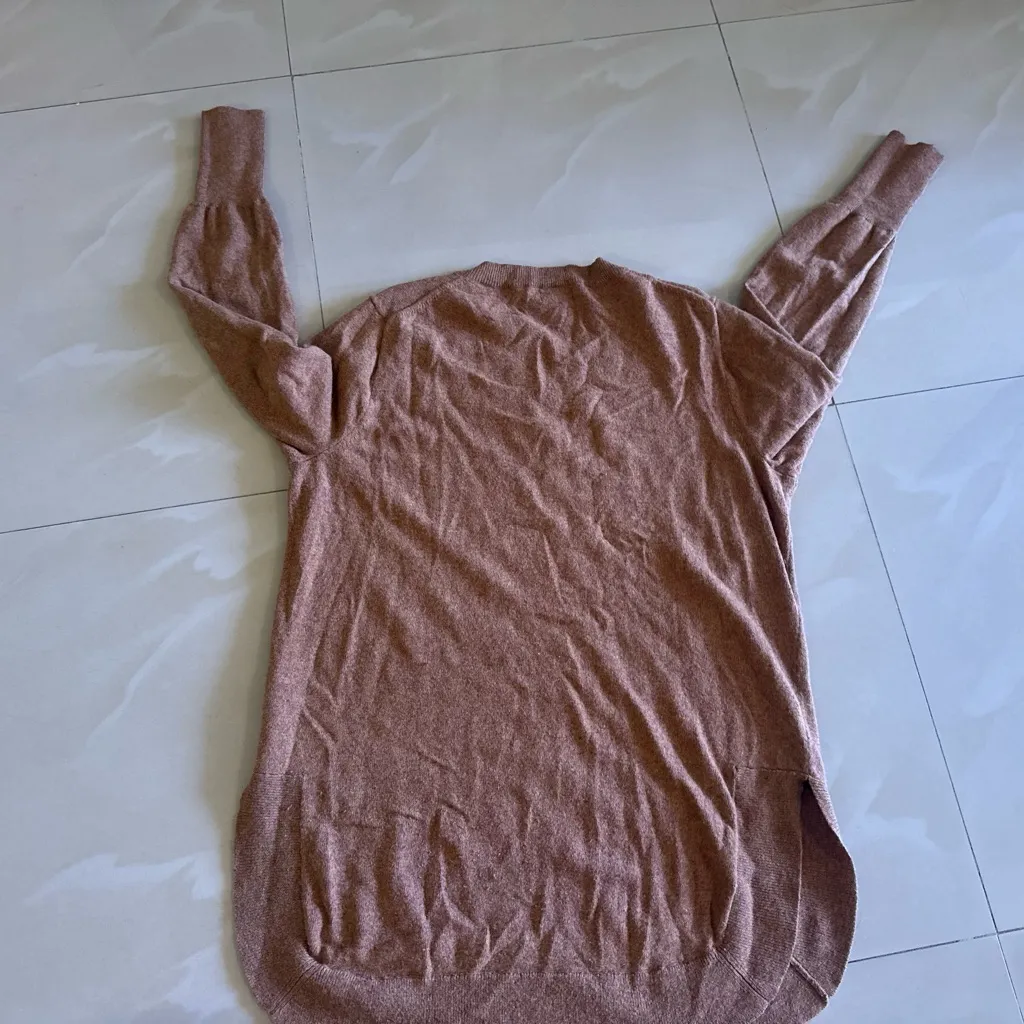 J. Crew Women's Tan Crew Neck Sweater - Image 8