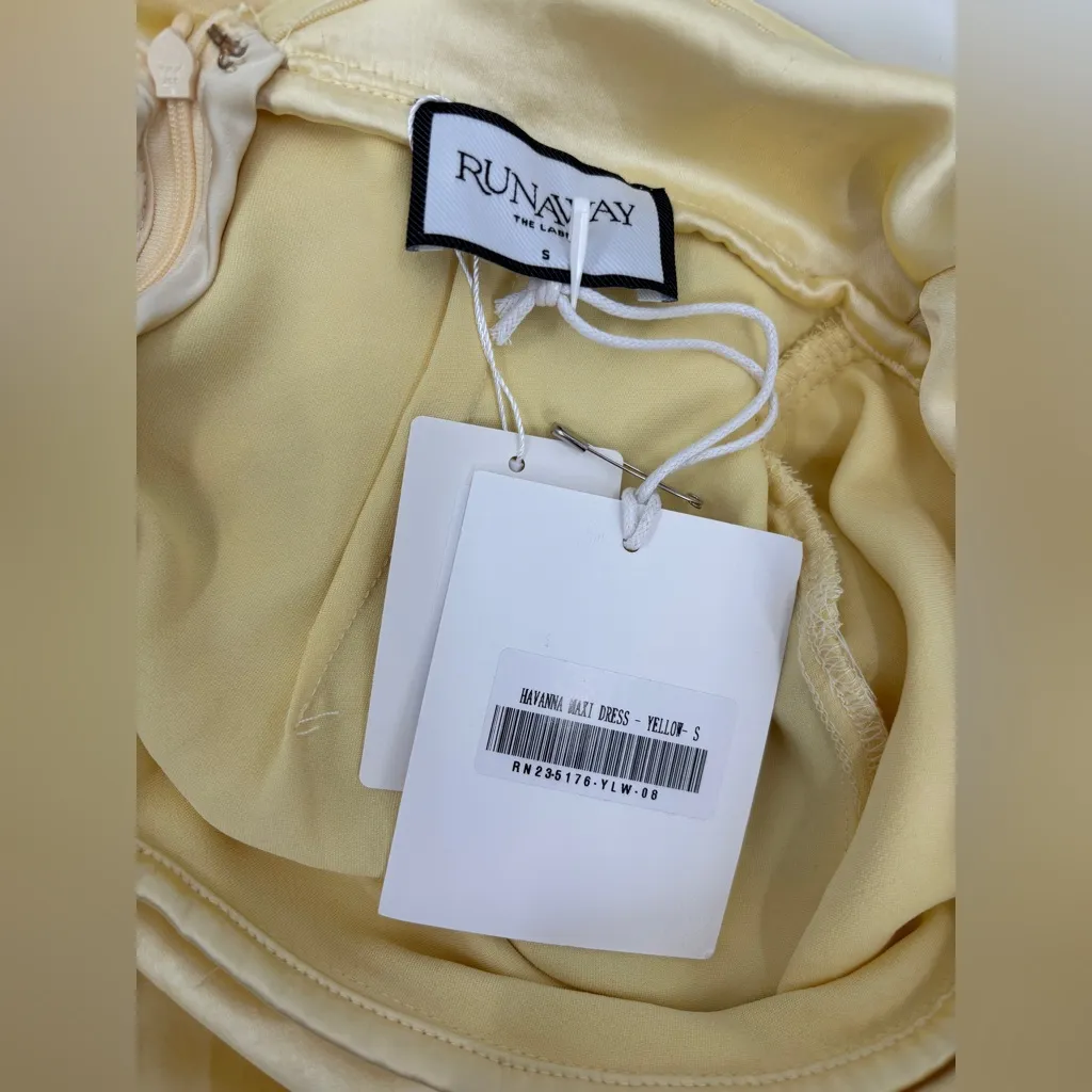 Runaway the Label Havana Maxi Dress in Yellow - Image 7