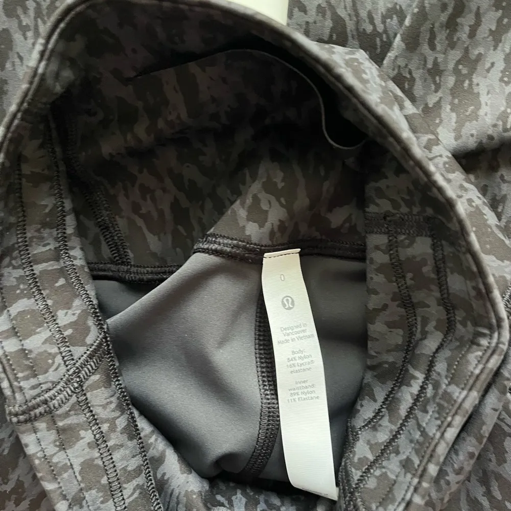 lululemon athletica Base Pace High Rise Tight 25” -Size 0 - Image 4