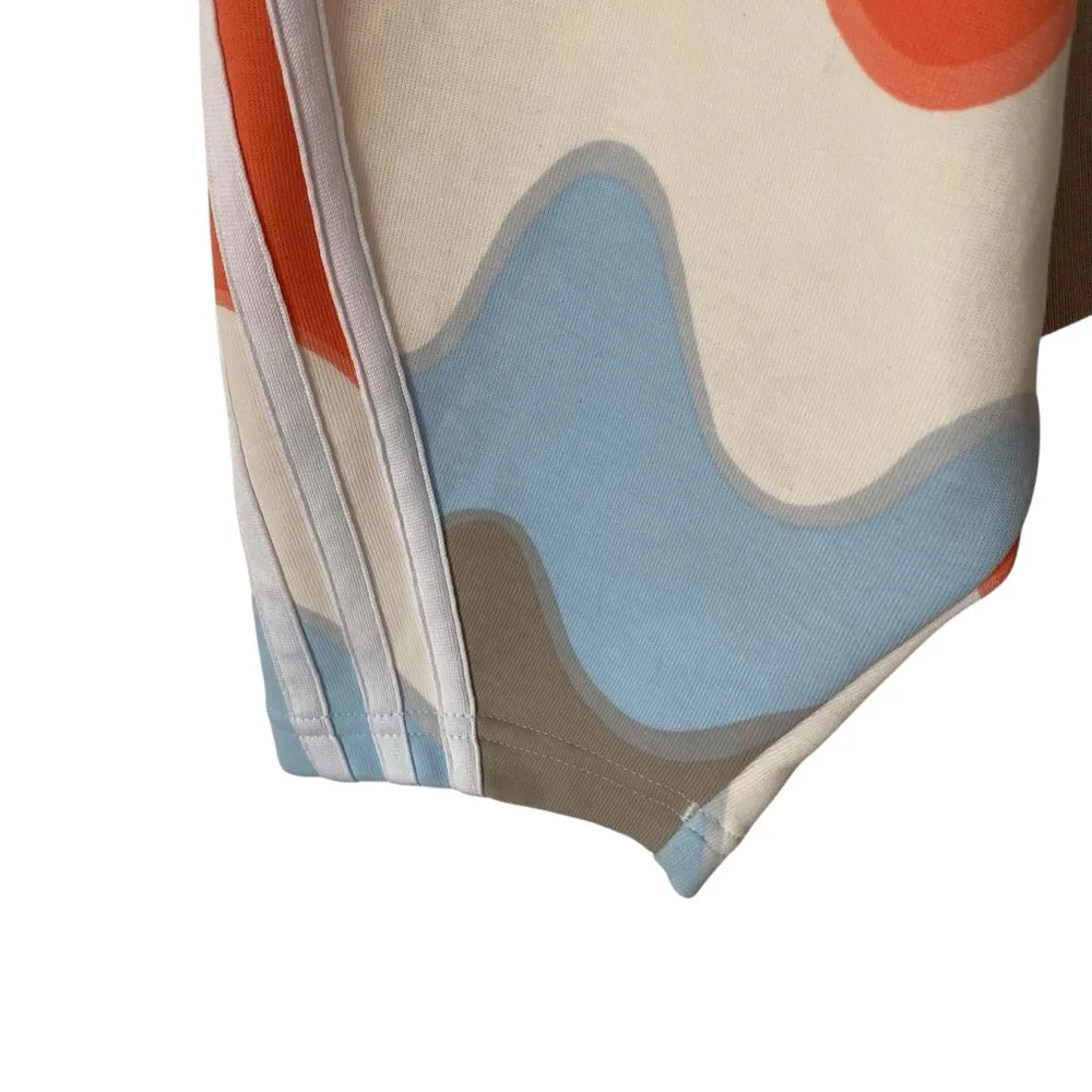 Adidas Merimekko Collab Future Icon Three Stripes Sweatshirt size medium - Image 6