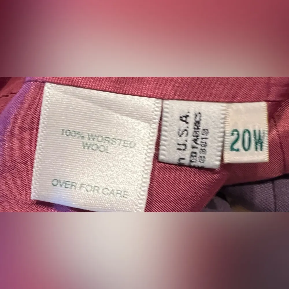 Austin Reed women’s plus size purple blazer. 100% worsted wool. Size 20W - Image 5