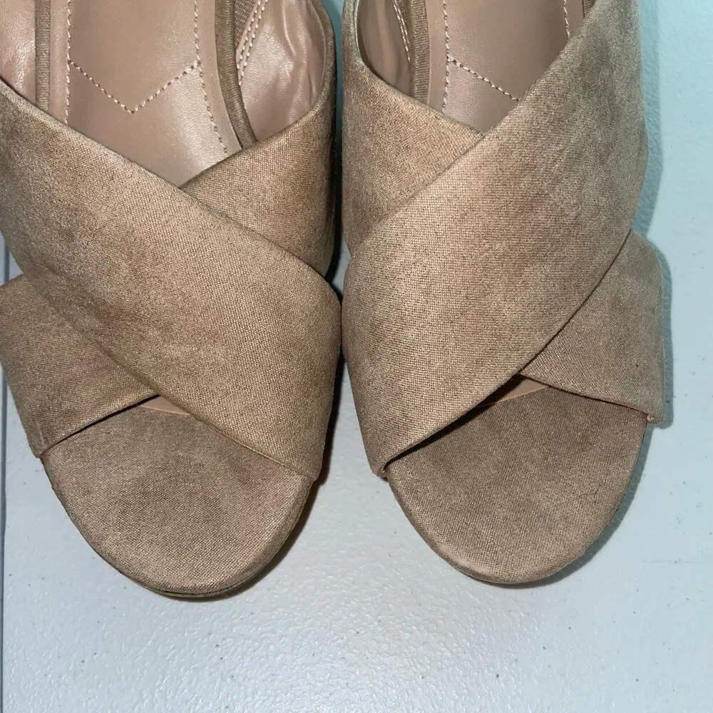 Charles David Latrice Tan Suede Strappy Wedge Sandals Size 9 - Image 2