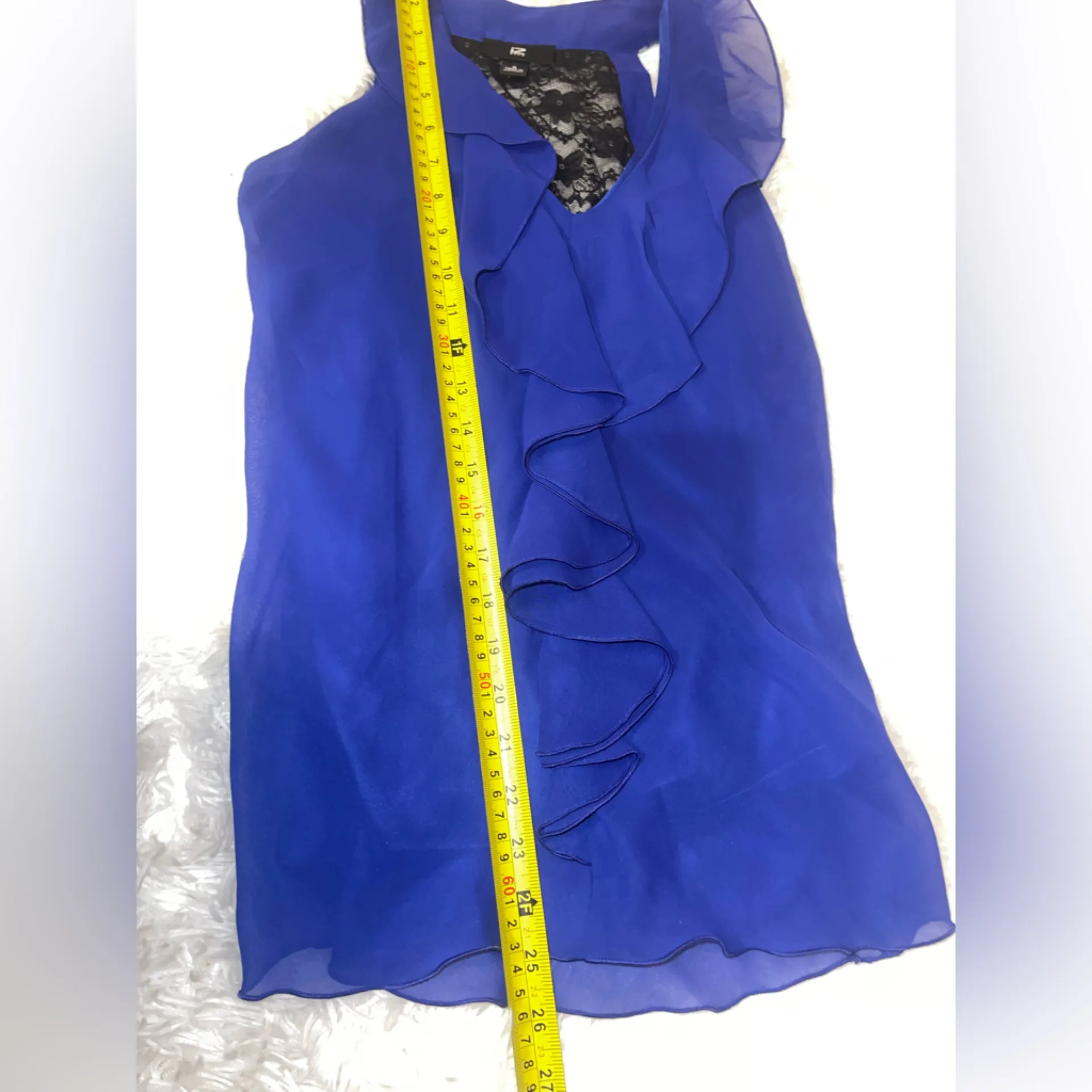 IZ Byer vibrant blue ruffle blouse black lace short sleeve v-neck woman’s small - Image 7