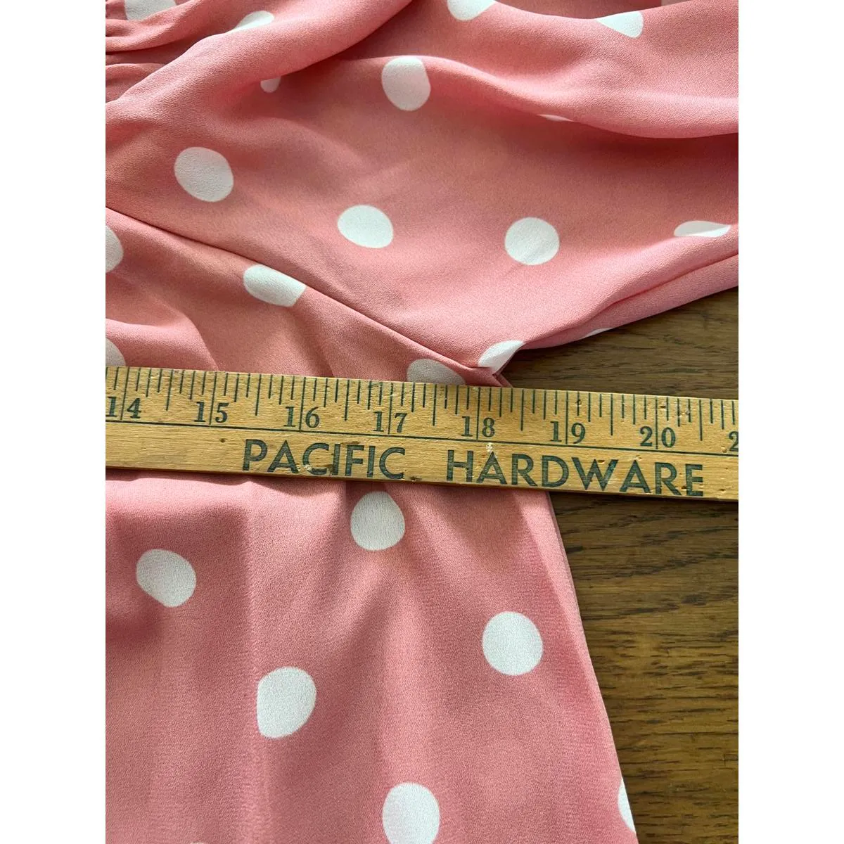 NWOT & Love Pink Polka Dot Blouse -S - Image 4