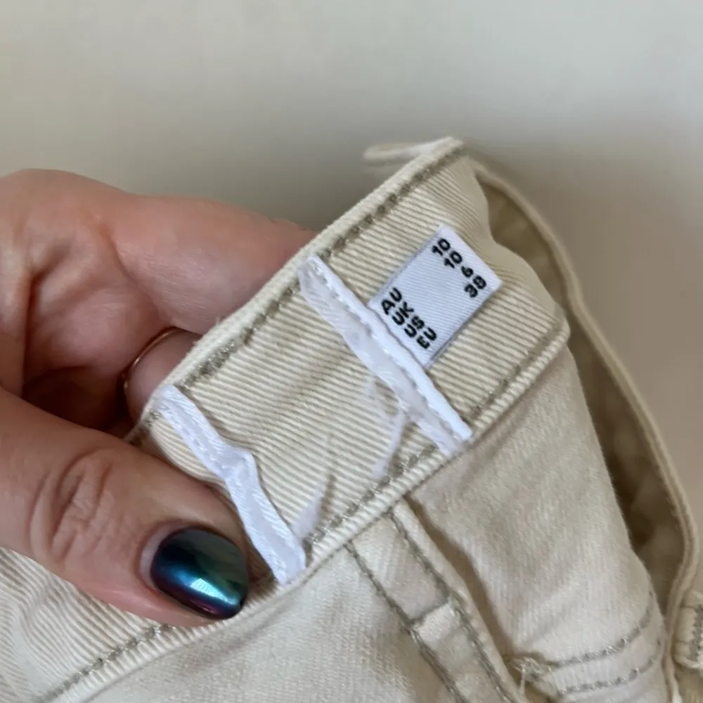 Beige Distressed High Rise Shorts 6 - Image 2