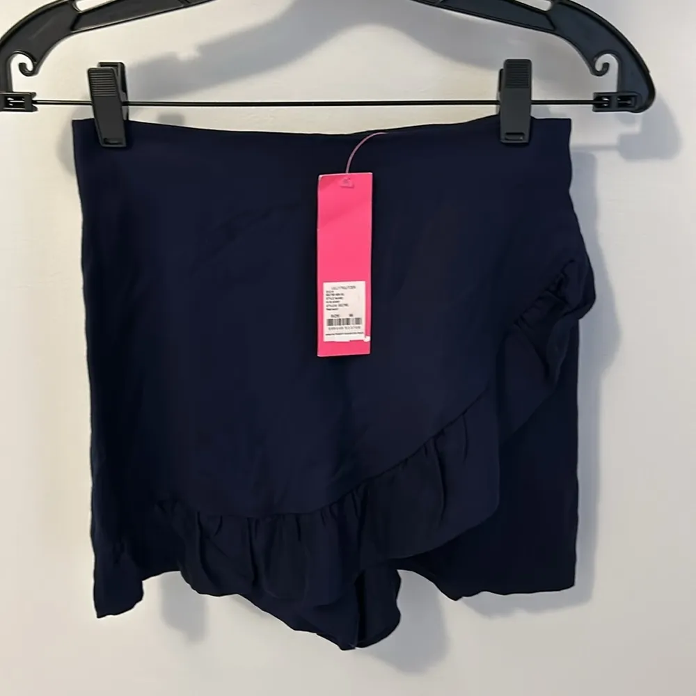 Lilly Pulitzer Faye Skort True Navy - Image 3