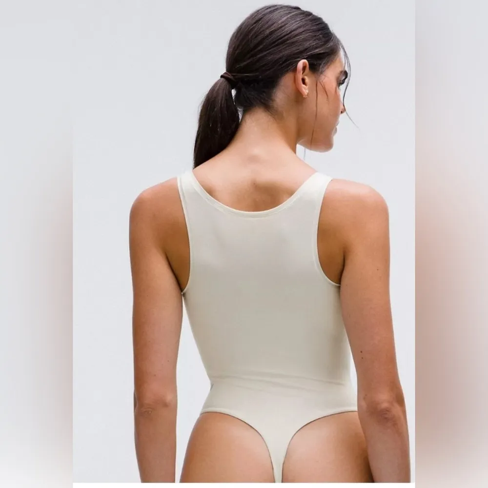 Lululemon Wundermost Nulu Square-Neck Sleeveless Bodysuit in bone sz M nwt - Image 3