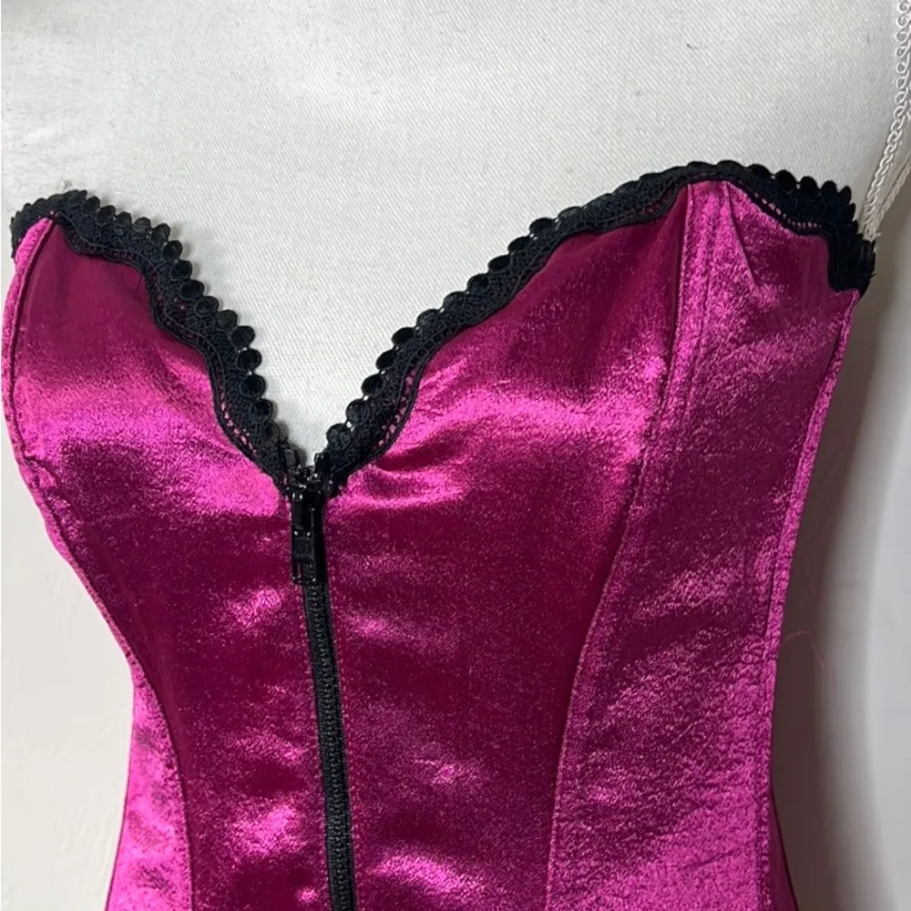 Sexy Corset Halloween Costume - Image 10