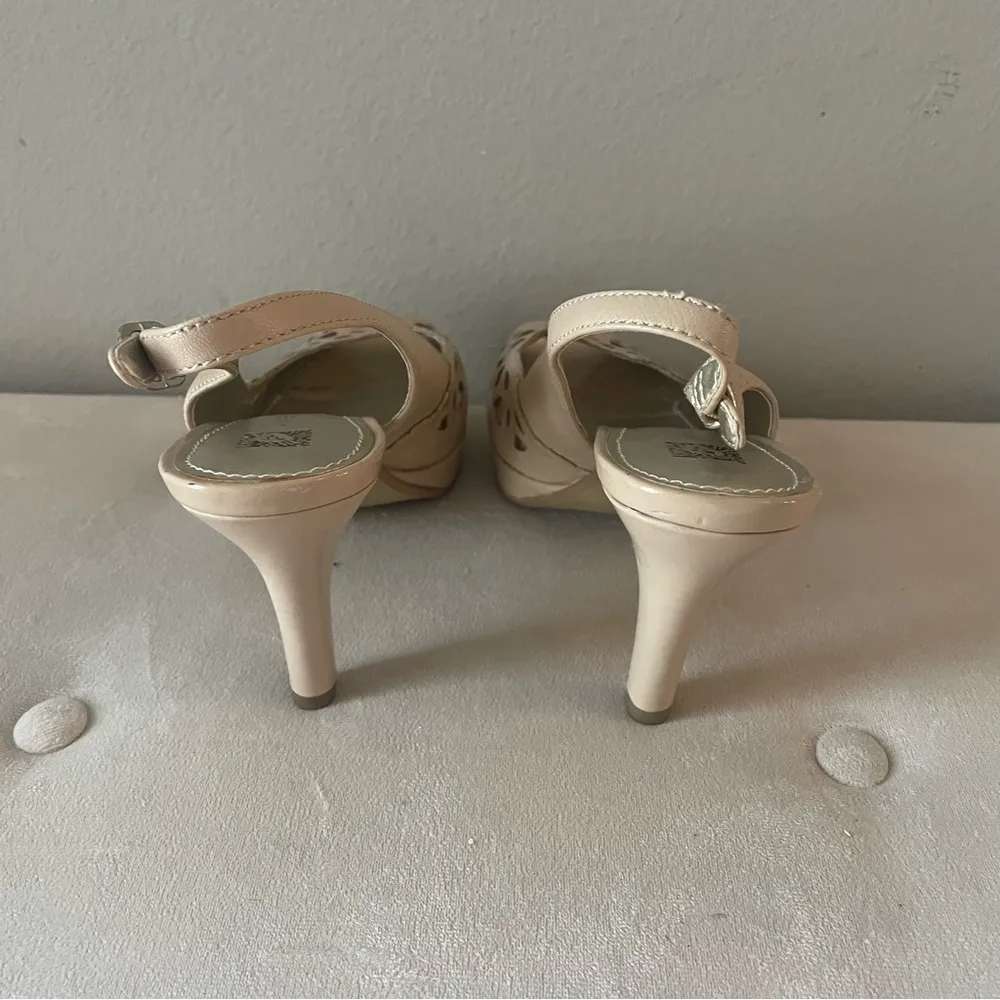 Anne Klein Women's Peep Toe Slingback Heels - Cream Beige Lace Ankle Platform 7 - Image 4