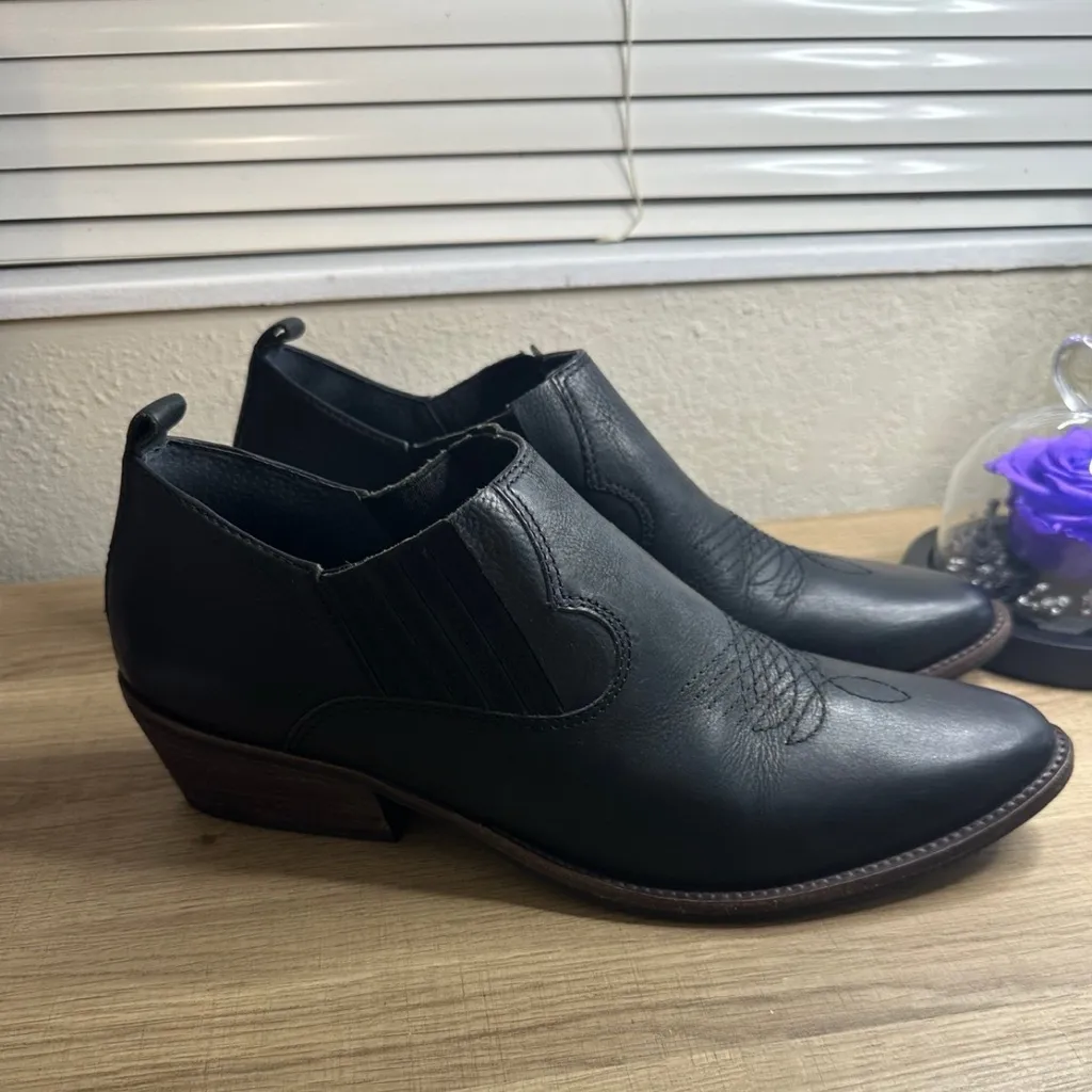 Steve Madden leather cowboy booties Size 11 - Image 6