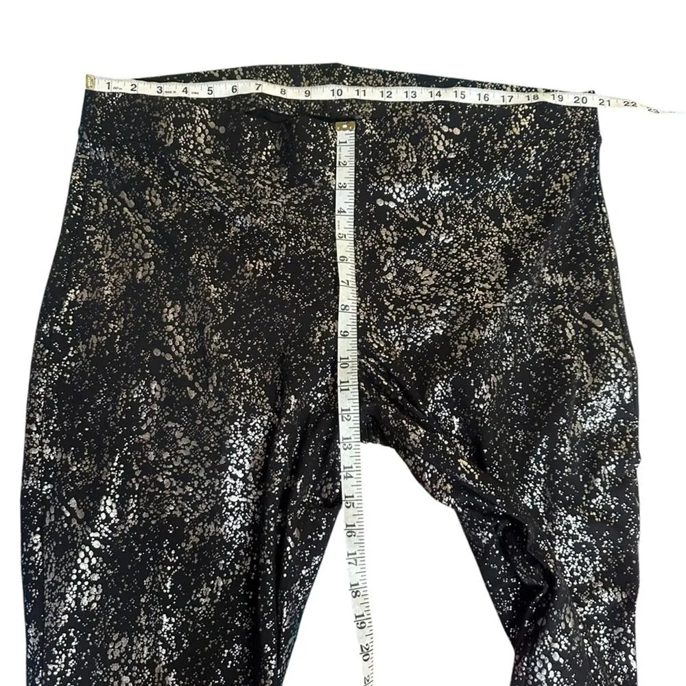 Torrid Premium Legging - Metallic Splatter Black Size 4X - Image 5