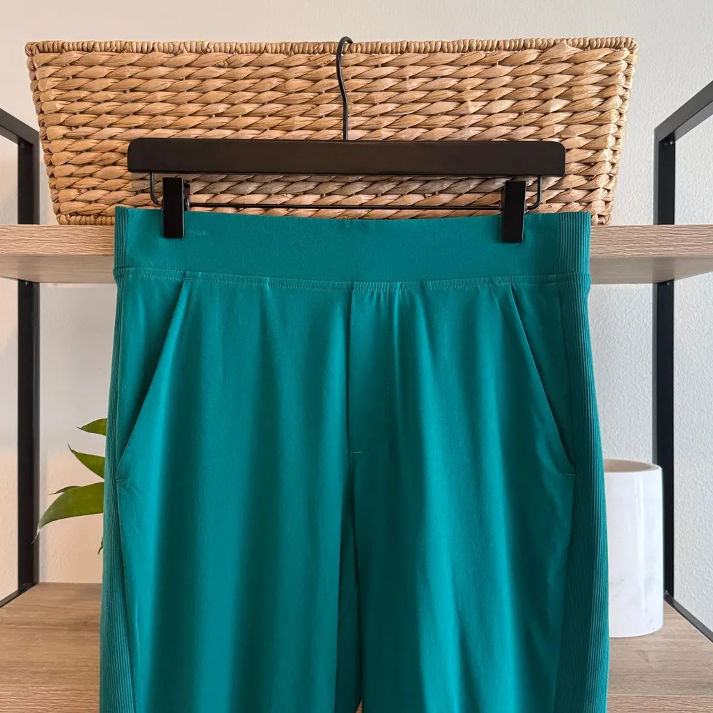 Athleta Brooklyn Ankle High-Rise Jewel Green Casual Activewear Pull On Pant, 6 - Image 2