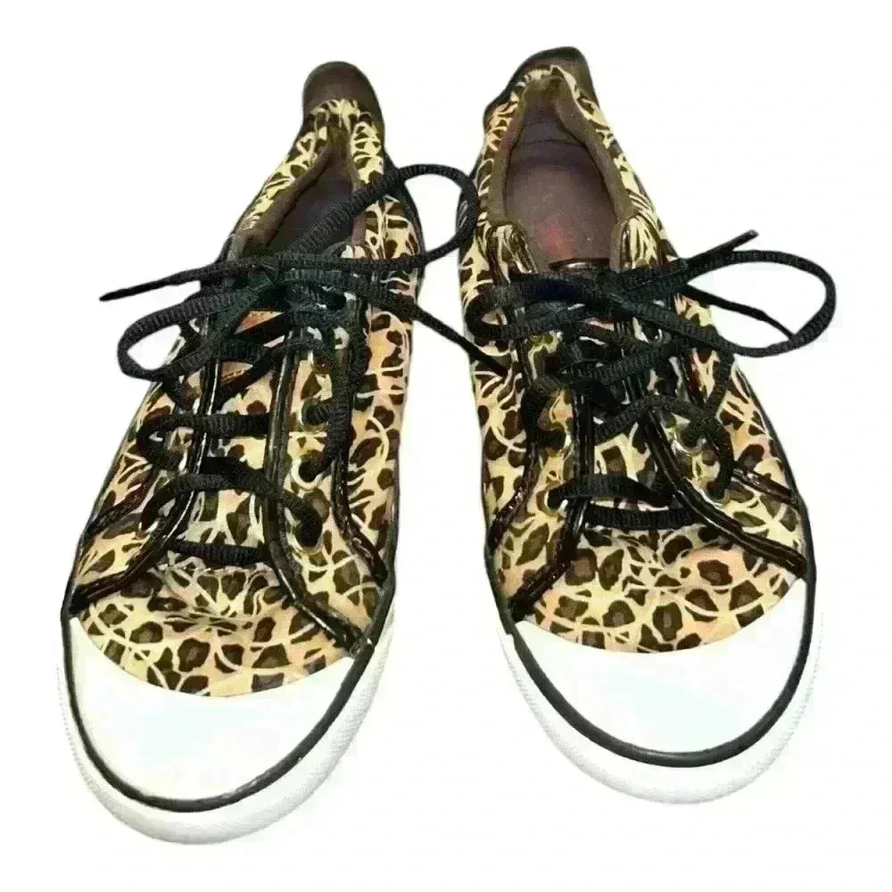 COACH Barrett Cheetah Print sneakers Size 6 B Women pre-loved good condition - Image 2