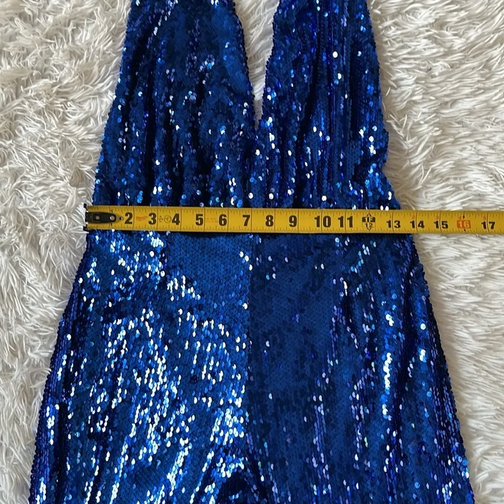 NEW NASTY GAL Womens Petite Sequin Halter Neck Flared Jumpsuit Royal blue size 6 - Image 5