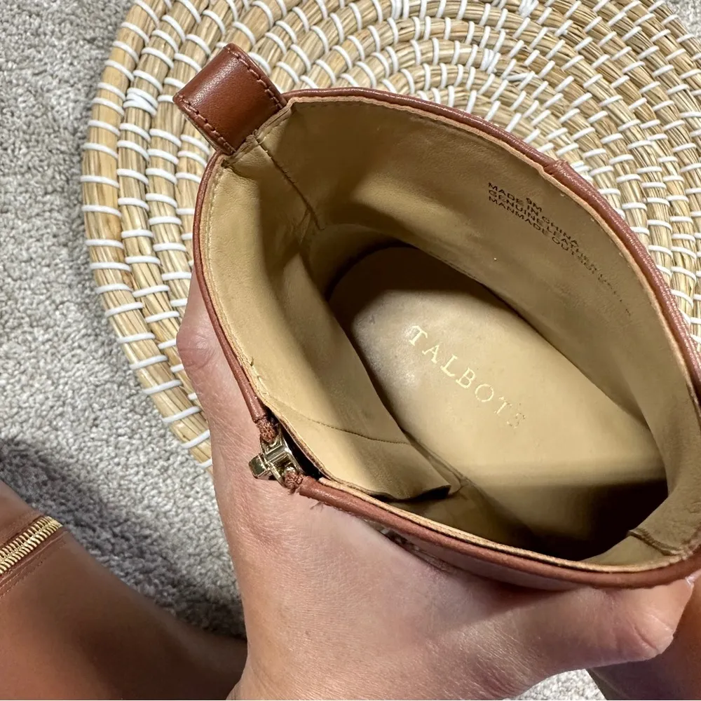 Talbots  Dakota Ankle Boots Leather Block Heels Almond Toe Classic in Brown 9 - Image 15